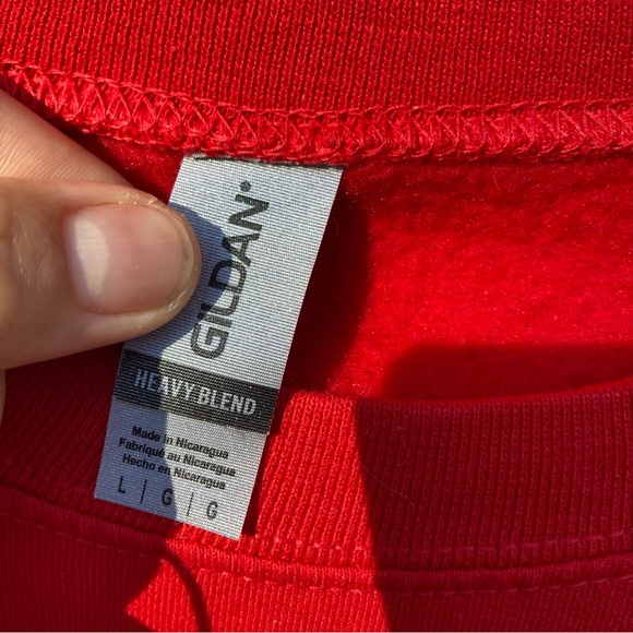 Red Christmas sweater unisex size large - Picture 5 of 5